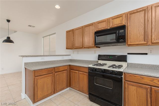 9046 Wine Cellar Avenue, Las Vegas, NV 89148