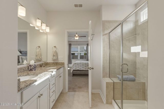 206 Autumn Breeze Lane NE, Bolivia, NC 28422