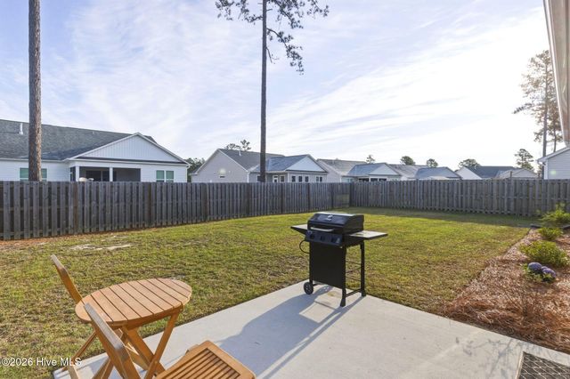 206 Autumn Breeze Lane NE, Bolivia, NC 28422