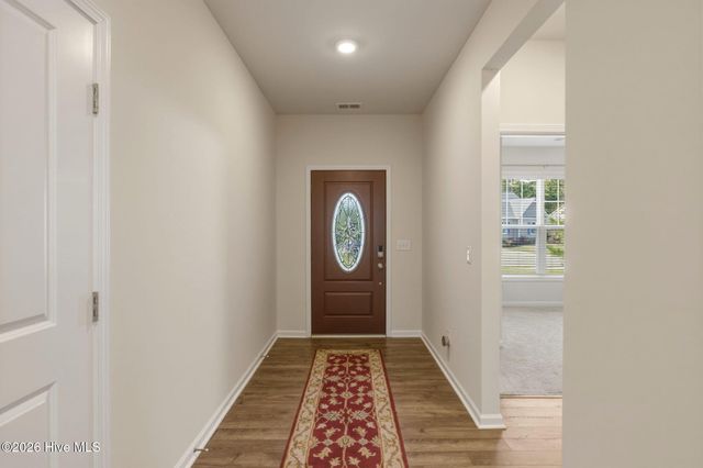 206 Autumn Breeze Lane NE, Bolivia, NC 28422