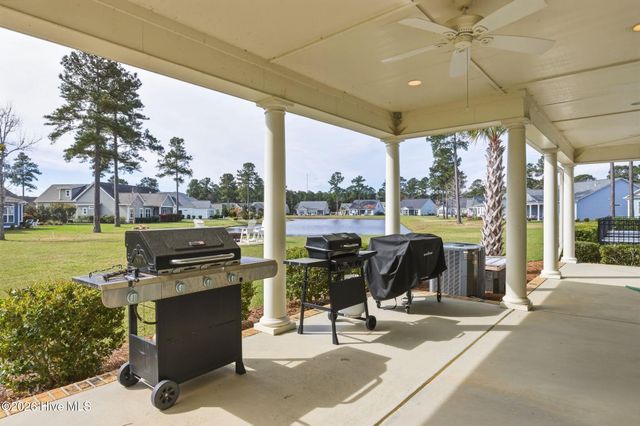 206 Autumn Breeze Lane NE, Bolivia, NC 28422