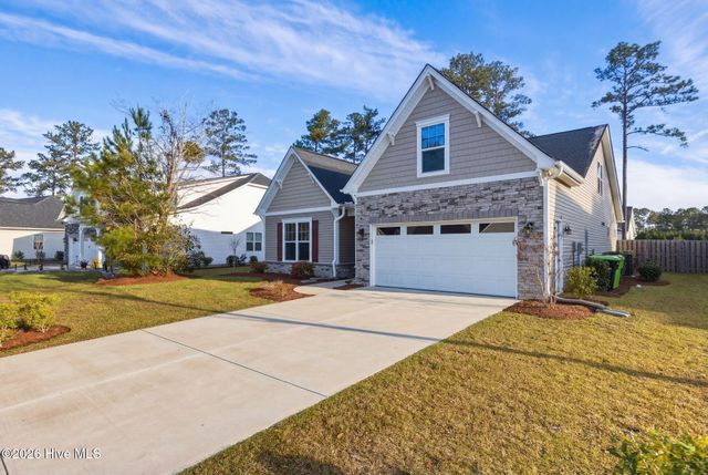 206 Autumn Breeze Lane NE, Bolivia, NC 28422