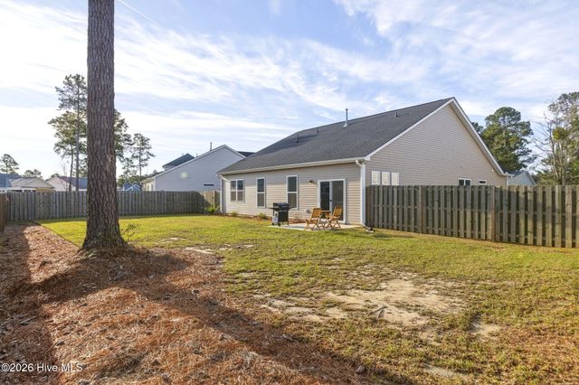 206 Autumn Breeze Lane NE, Bolivia, NC 28422
