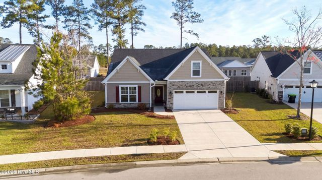 206 Autumn Breeze Lane NE, Bolivia, NC 28422