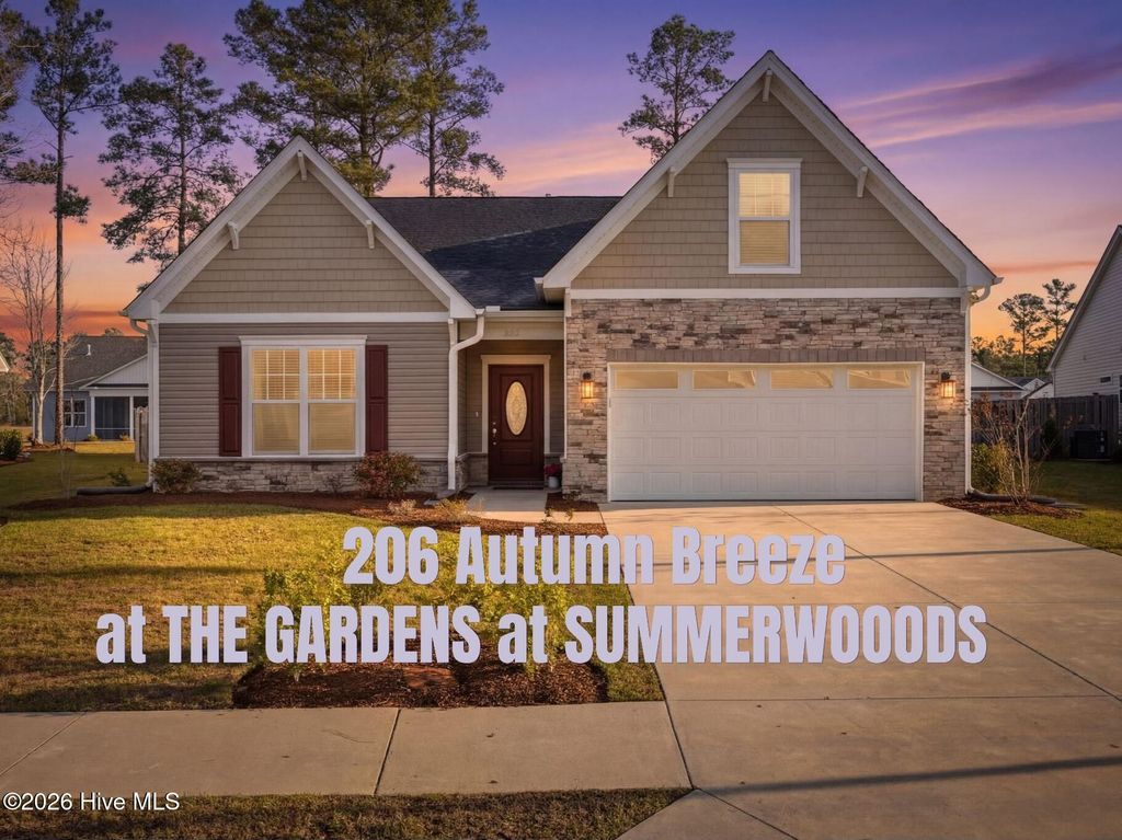 206 Autumn Breeze Lane NE, Bolivia, NC 28422