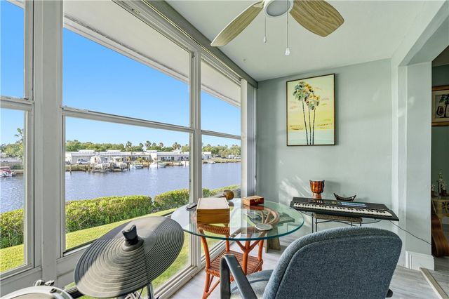 2800 Indian River Boulevard 9D, Vero Beach, FL 32960