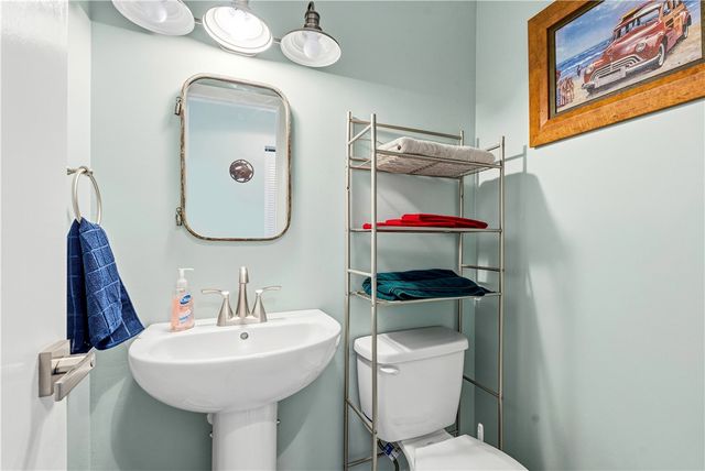 2800 Indian River Boulevard 9D, Vero Beach, FL 32960