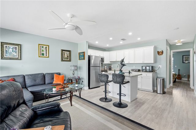 2800 Indian River Boulevard 9D, Vero Beach, FL 32960