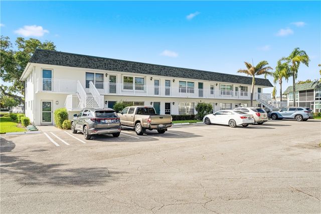 2800 Indian River Boulevard 9D, Vero Beach, FL 32960