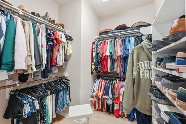 21357 Kings Guild Lane, Kingwood, TX 77339