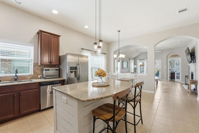 21357 Kings Guild Lane, Kingwood, TX 77339