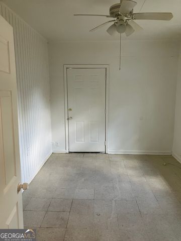 1031 Pine Street NE, Conyers, GA 30012