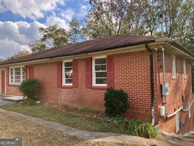 1031 Pine Street NE, Conyers, GA 30012