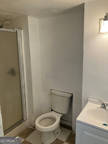 1031 Pine Street NE, Conyers, GA 30012