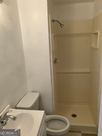 1031 Pine Street NE, Conyers, GA 30012