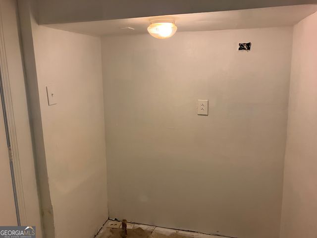 1031 Pine Street NE, Conyers, GA 30012