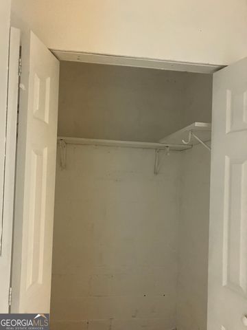 1031 Pine Street NE, Conyers, GA 30012