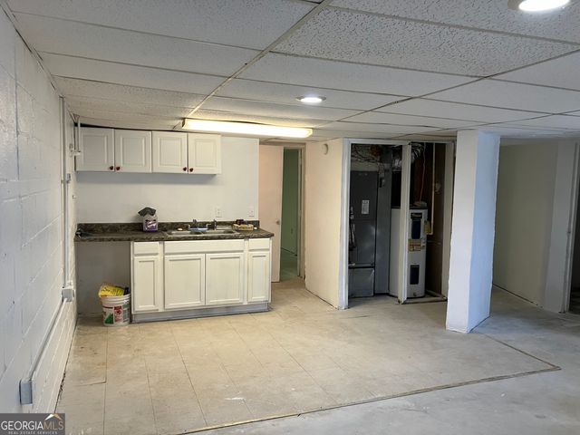 1031 Pine Street NE, Conyers, GA 30012