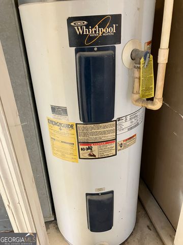 1031 Pine Street NE, Conyers, GA 30012