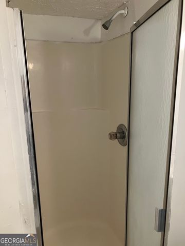 1031 Pine Street NE, Conyers, GA 30012