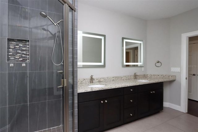 3617 BAY HEIGHTS WAY, Tampa, FL 33611