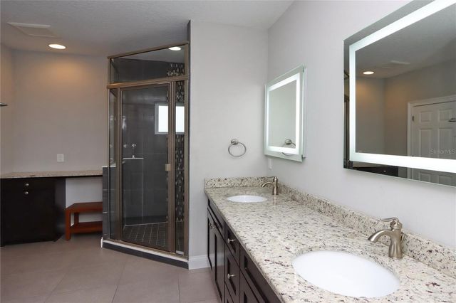 3617 BAY HEIGHTS WAY, Tampa, FL 33611