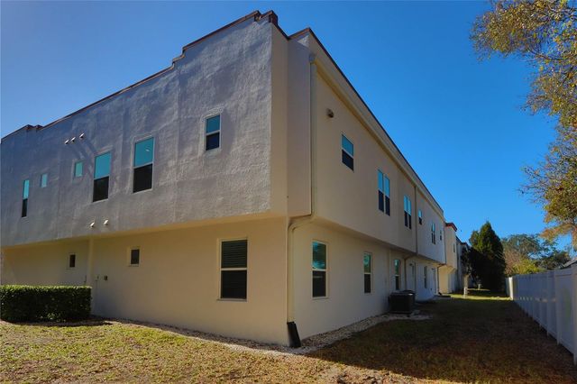3617 BAY HEIGHTS WAY, Tampa, FL 33611
