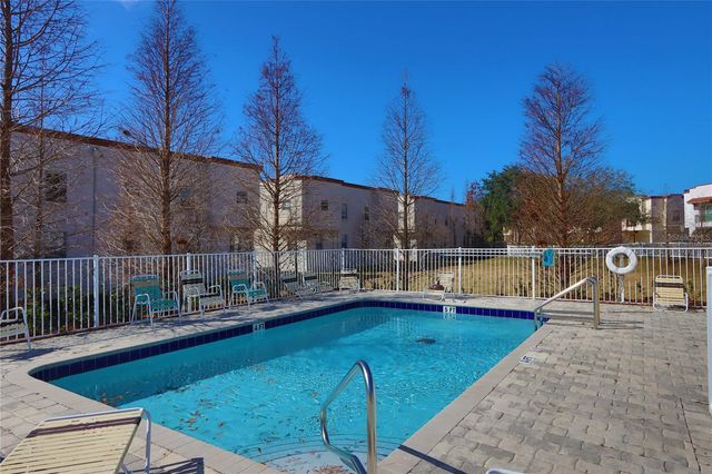 3617 BAY HEIGHTS WAY, Tampa, FL 33611