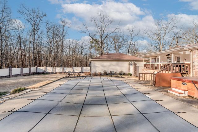 11809 Timber Creek Road, North Little Rock, AR 72118