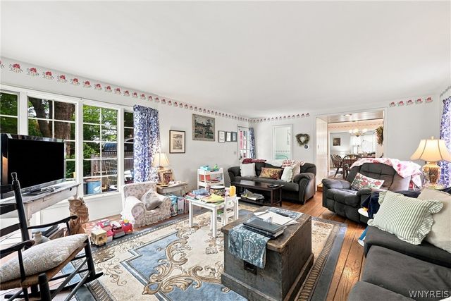 15 Colonial Drive, Amherst, NY 14226