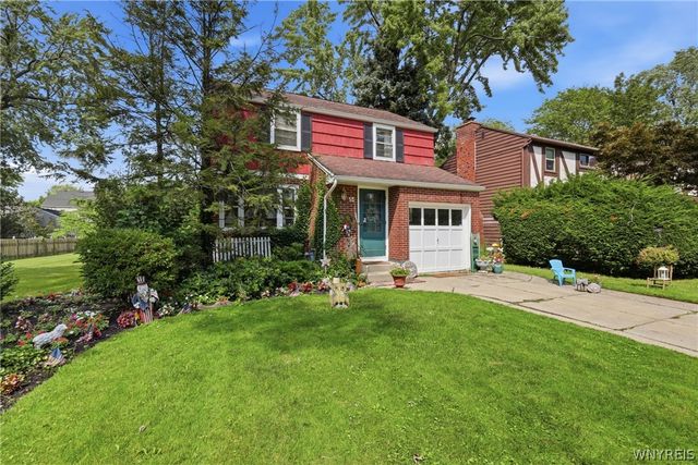 15 Colonial Drive, Amherst, NY 14226
