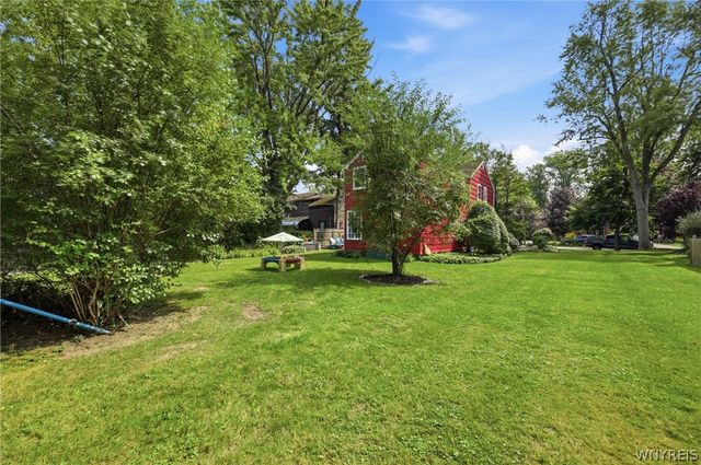 15 Colonial Drive, Amherst, NY 14226