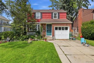 15 Colonial Drive, Amherst, NY 14226