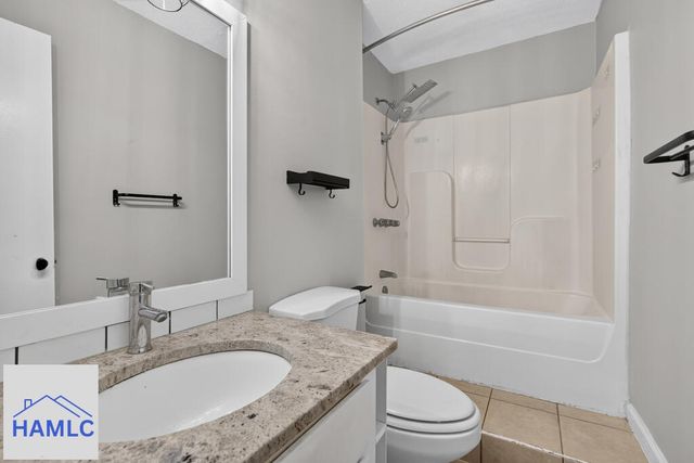 239 Pointe South Drive, Hinesville, GA 31313