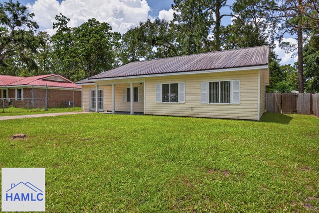 239 Pointe South Drive, Hinesville, GA 31313