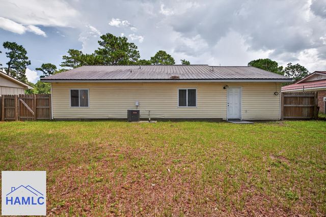 239 Pointe South Drive, Hinesville, GA 31313