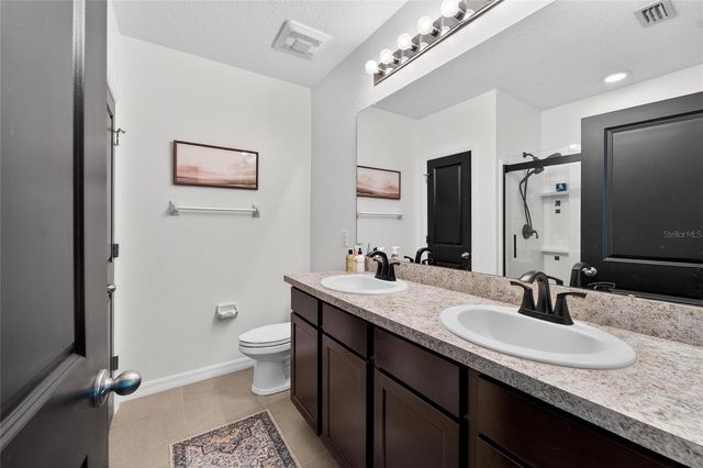 9824 HOUND CHASE DRIVE, Gibsonton, FL 33534