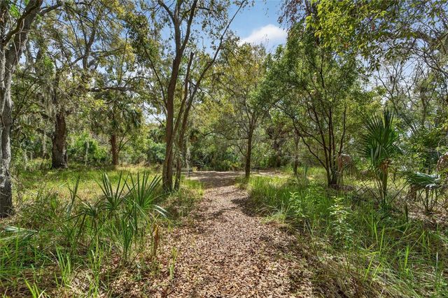 9824 HOUND CHASE DRIVE, Gibsonton, FL 33534