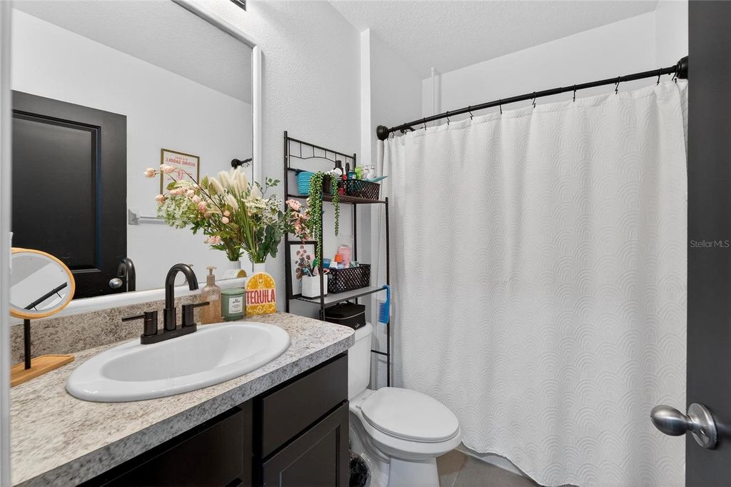 Image 51 of property listing at 9824 HOUND CHASE DRIVE, Gibsonton, FL 33534