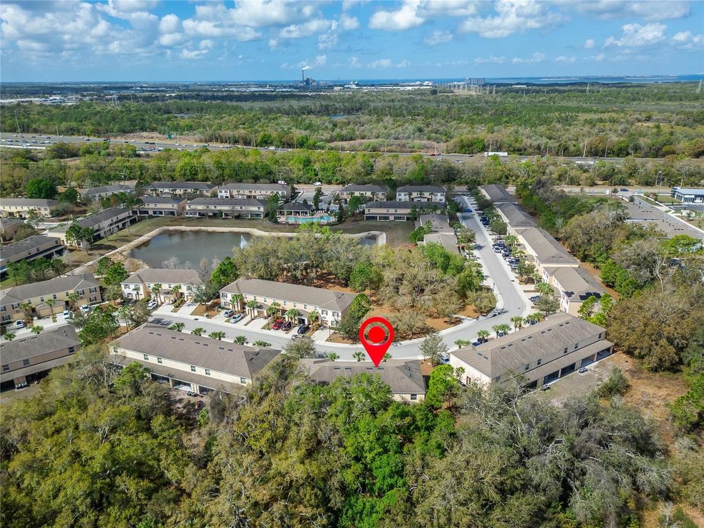 Image 77 of property listing at 9824 HOUND CHASE DRIVE, Gibsonton, FL 33534