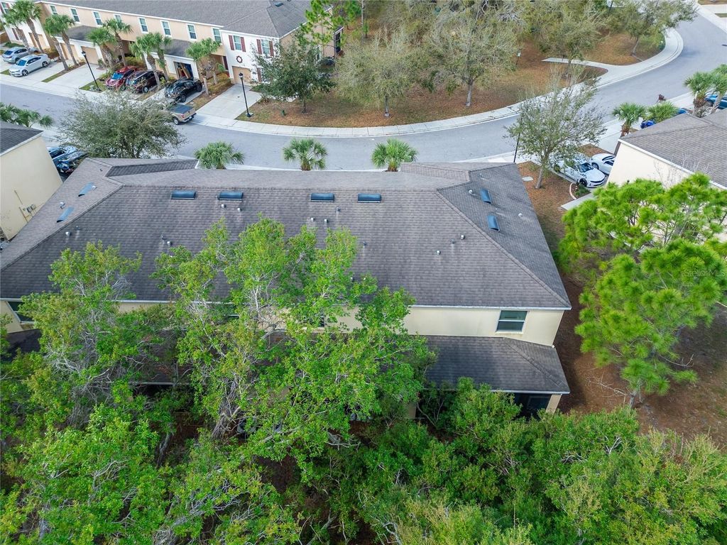 Image 82 of property listing at 9824 HOUND CHASE DRIVE, Gibsonton, FL 33534