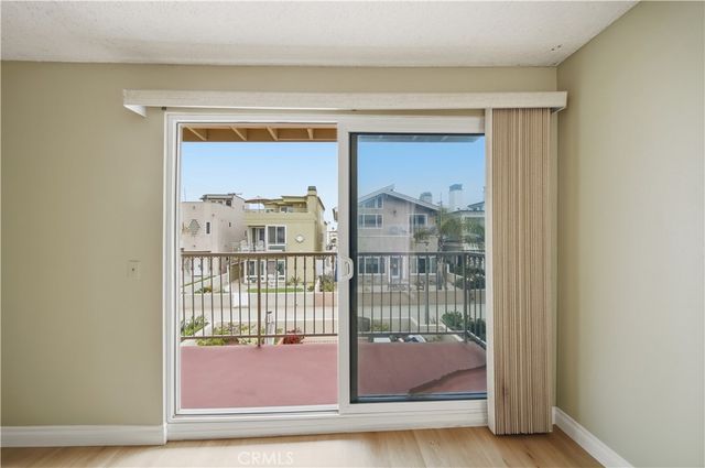 28 16th Street, Hermosa Beach, CA 90254