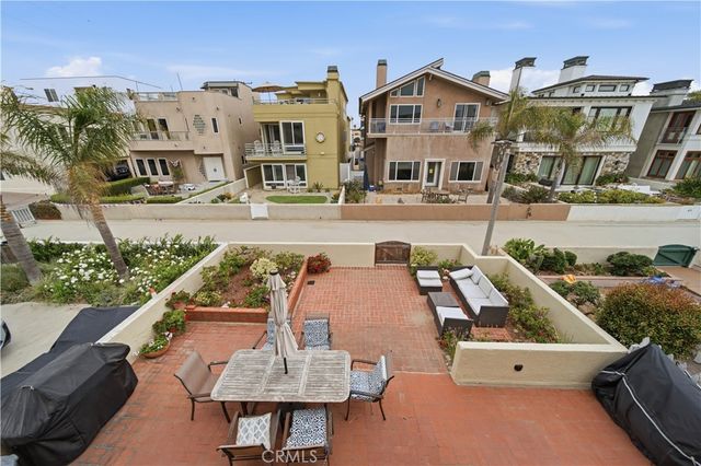 28 16th Street, Hermosa Beach, CA 90254