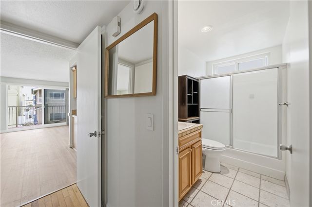 28 16th Street, Hermosa Beach, CA 90254