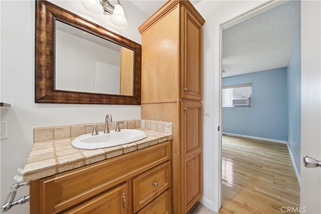 28 16th Street, Hermosa Beach, CA 90254