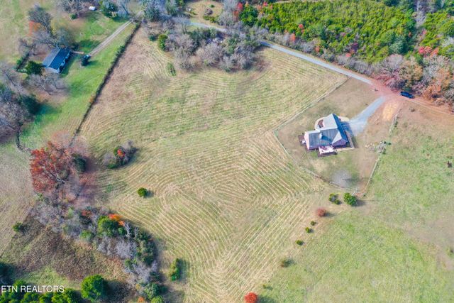 430 Basswood Lane, Kodak, TN 37764