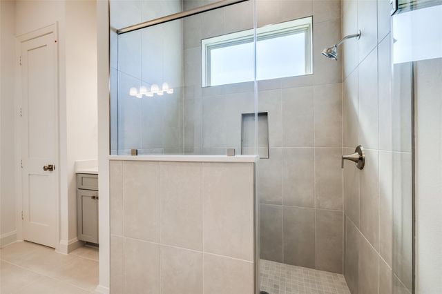 494 Hunters Crossing, Sealy, TX 77474