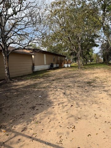 36022 Lomax Road, Brookshire, TX 77423