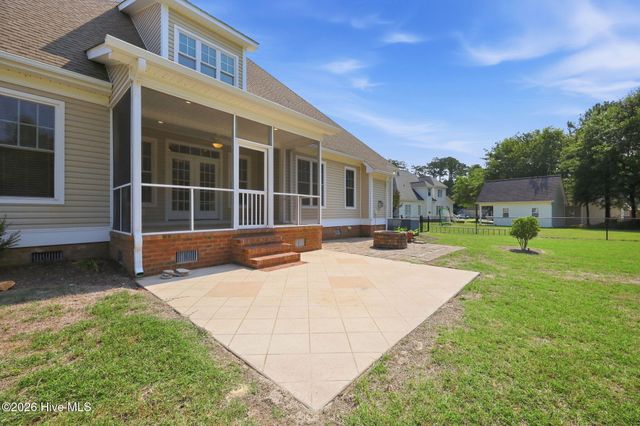 1256 Naples Drive, Greenville, NC 27858