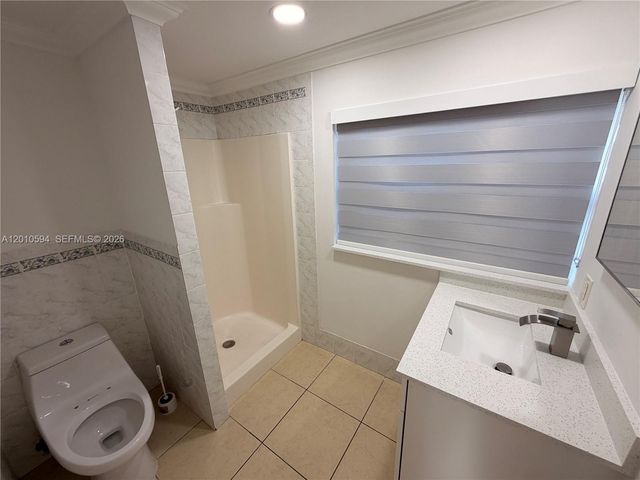 3011 N 74th Avenue, Hollywood, FL 33024